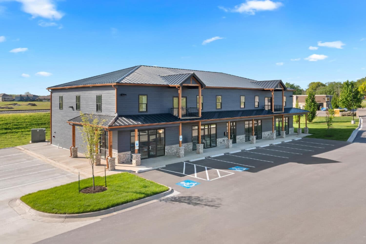 Wildcat Plaza, De Soto · project photo