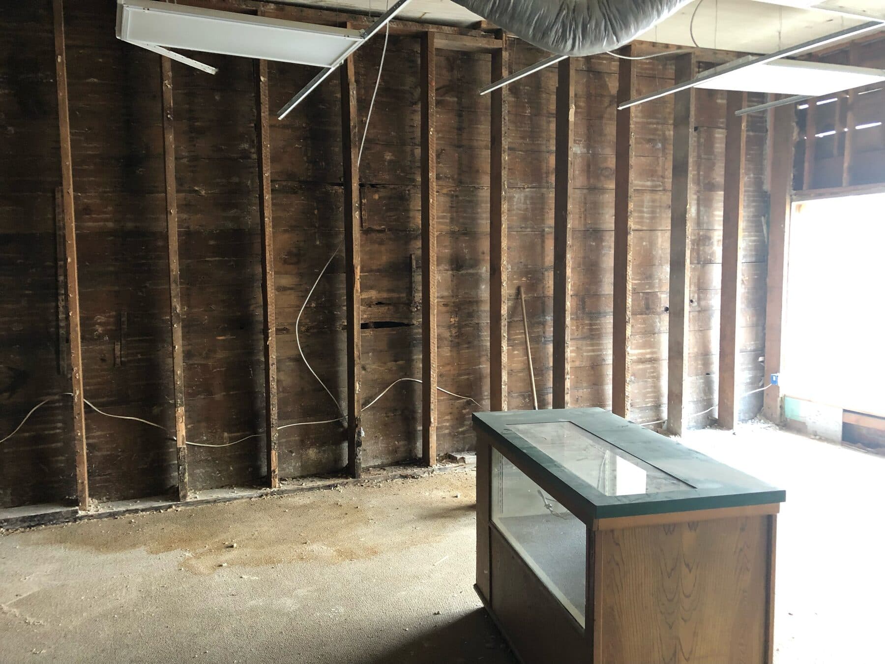 Main St Scoops & Sweets, Eudora · interior framing